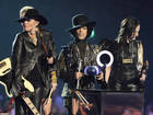 Prince helps fan split up with girlfriend on TV