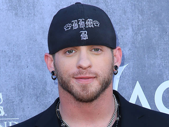 Brantley Gilbert 2018: Wife, tattoos, smoking & body facts - Taddlr