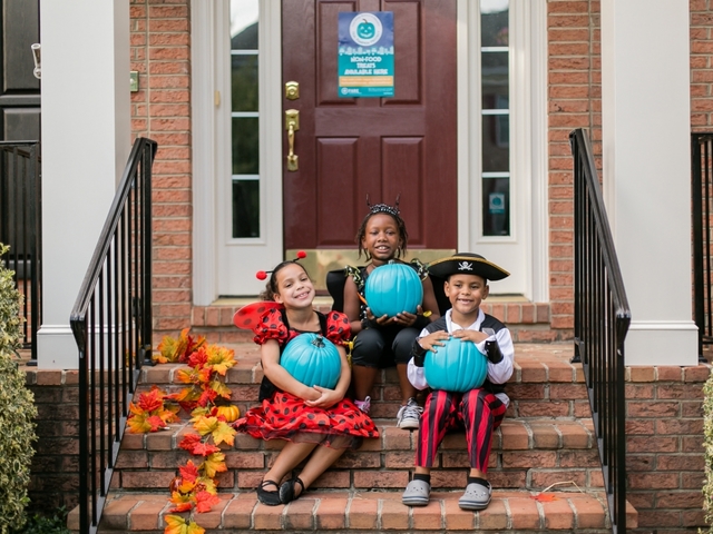 With Teal Pumpkin Project, Halloween gets less tricky for allergic kids With Teal Pumpkin Project, Halloween gets less tricky for allergic kids