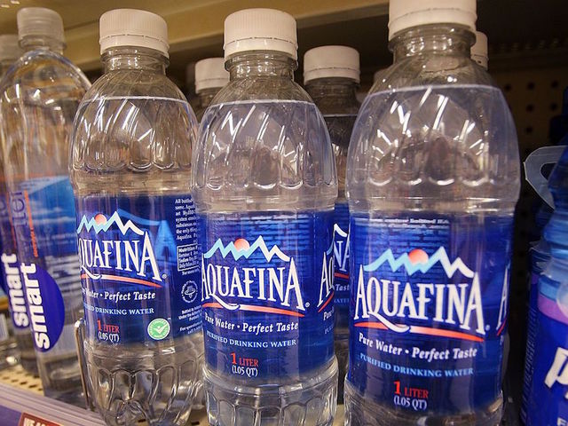There's a Clear Winner in Beverages: Bottled Water Tops Soda
