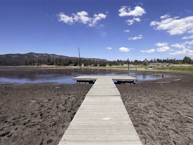 Calif. to allow water districts to set saving