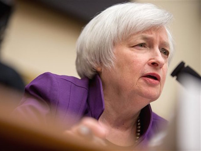 Fed keeps interest rates unchanged, but notes that risks are diminishing