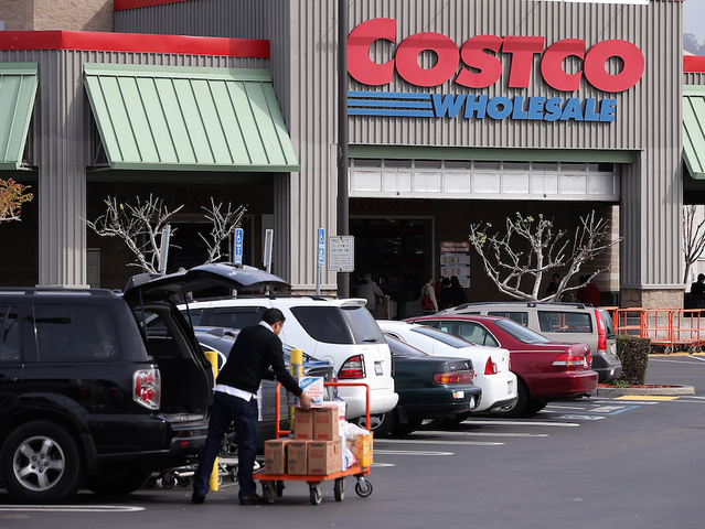 Costco offering big membership deals to newbies