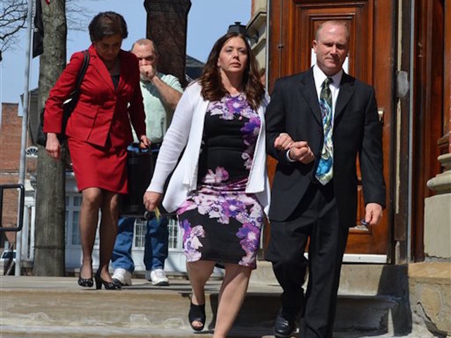 Unlicensed attorney of 10 years convicted