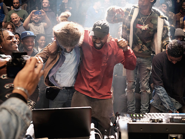 Kanye West unveils "Famous" video of him, celebrities