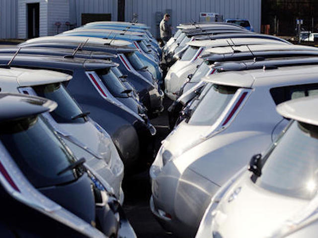 US auto sales headed for banner month