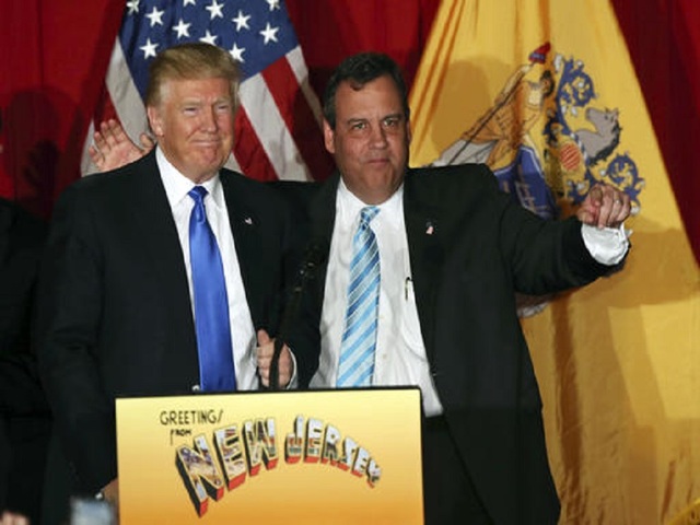 Trump helps Chris Christie pay off his campaign