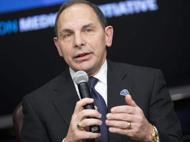 Senator calls on VA secretary to resign