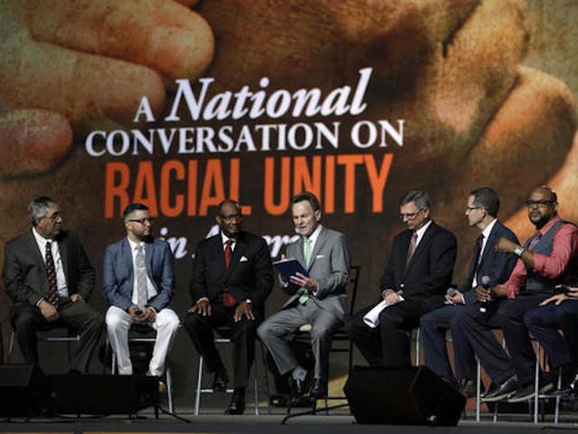 Southern Baptists oppose Confederate flag, talk racial unity