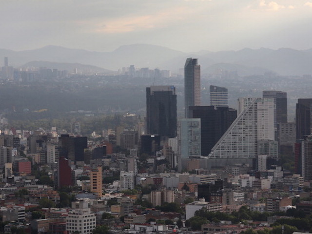 Mexico City shaken by earthquake