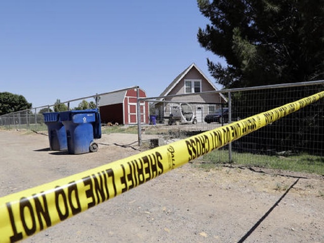 Arizona sheriff: 3 slain in possible murder-suicide