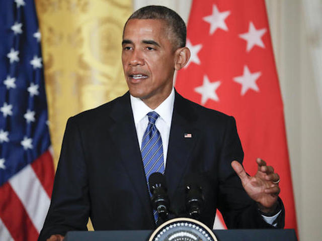Obama shortens sentences for 214 federal prisoners