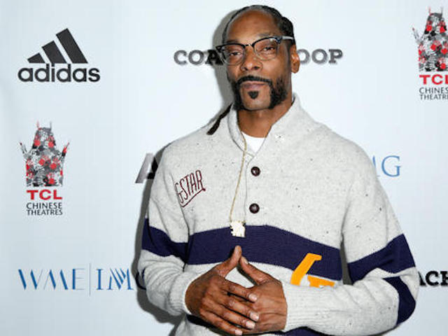42 hurt when railing collapses at Snoop Dogg concert