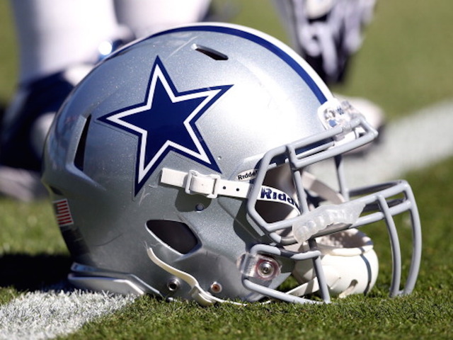 NFL: Cowboys cannot wear memorial decal for fallen police officers
