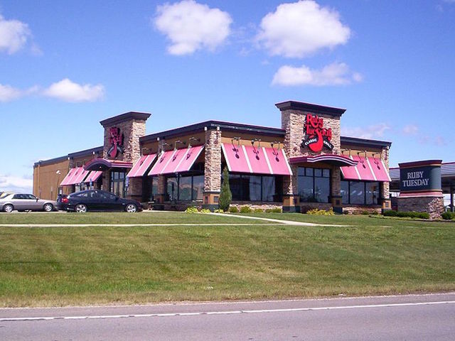 Ruby Tuesday to close 95 restaurants