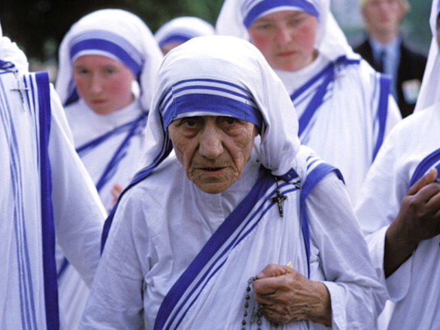 Pope declares Mother Teresa a saint