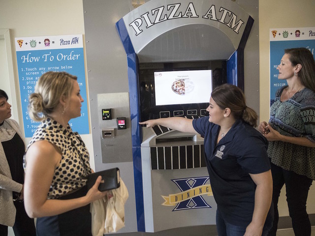 Pizza ATM serving slices to Ohio college students