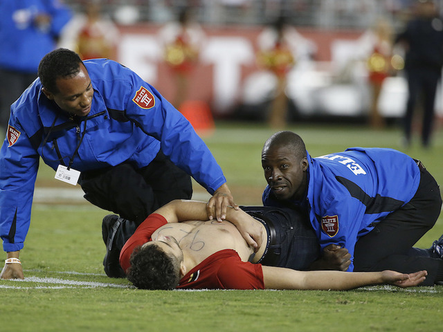 NFL announcer gives passionate call of drunken fan's on-field run