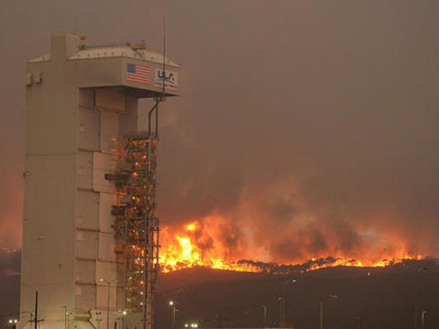 Firefighter dies, 1 hurt in California wildfire