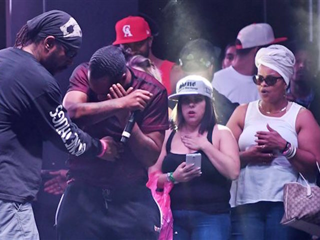 Drone to the face doesn't stop Bone Thugs-n-Harmony show