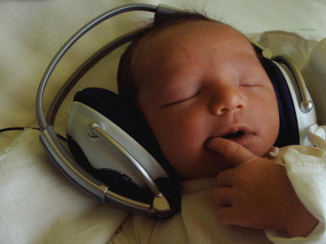 This song is guaranteed to make your baby happy