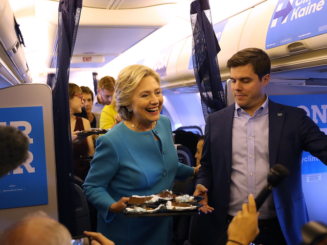 Yale Record endorses Clinton through non endorsement