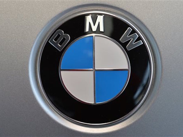 Report finds dozens of parked BMWs have unexplained fires