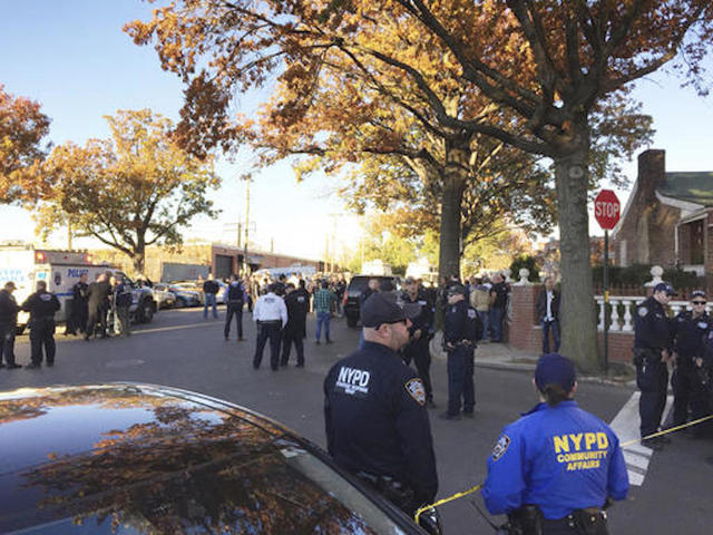 2 NYPD officers shot, 1 killed, suspect also dead