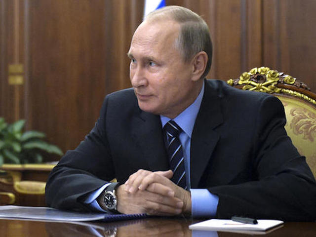 Putin gives thumbs-up to Trump's win in US