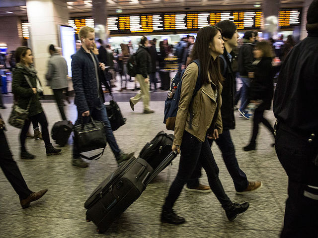 AAA predicts biggest Thanksgiving travel rush in 9 years