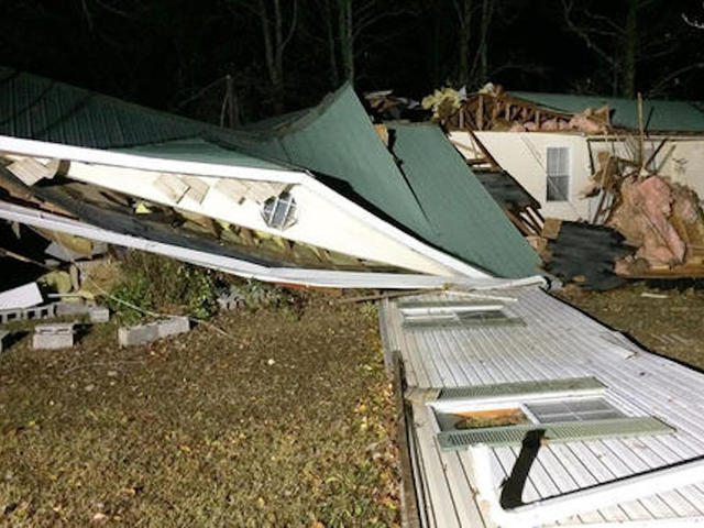 At least 5 killed in severe storms in Alabama, Tennessee