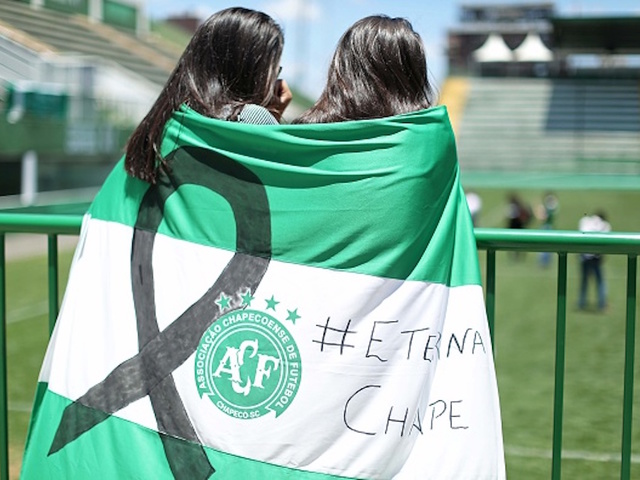 Plane carrying Brazilian soccer team ran out of gas, pilot said