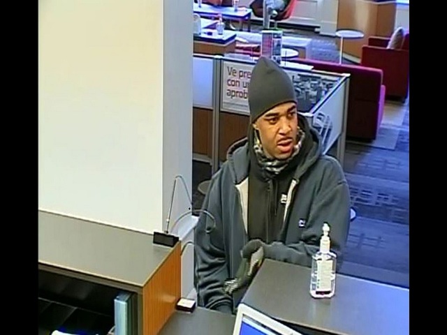 MA police: Nabbed escapee resembles bank robberies suspect