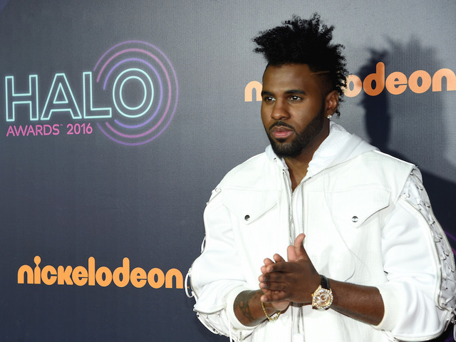 Jason Derulo claims racial discrimination by American Airlines