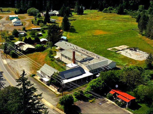 Tiny Oregon town for sale