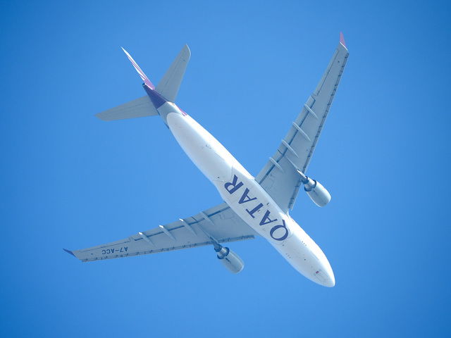 UAE and Saudi halt Qatar flights as Gulf crisis escalates