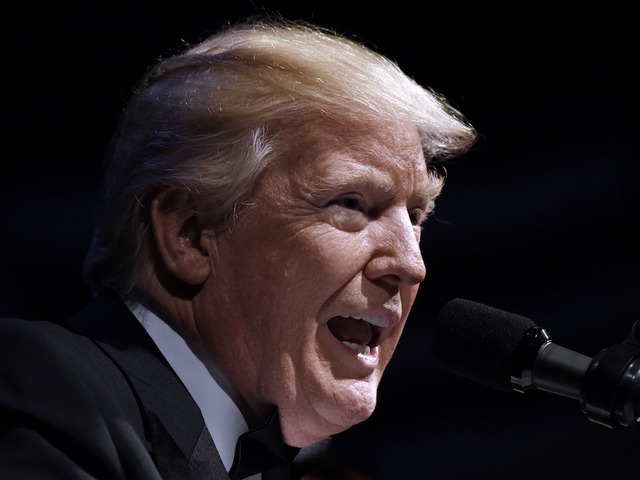 With more tweets on his travel ban, Trump continues to undercut his own aides