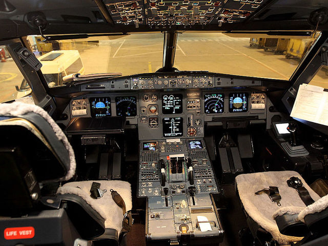 Pilot urges prayers as 'technical issue' forces turnaround