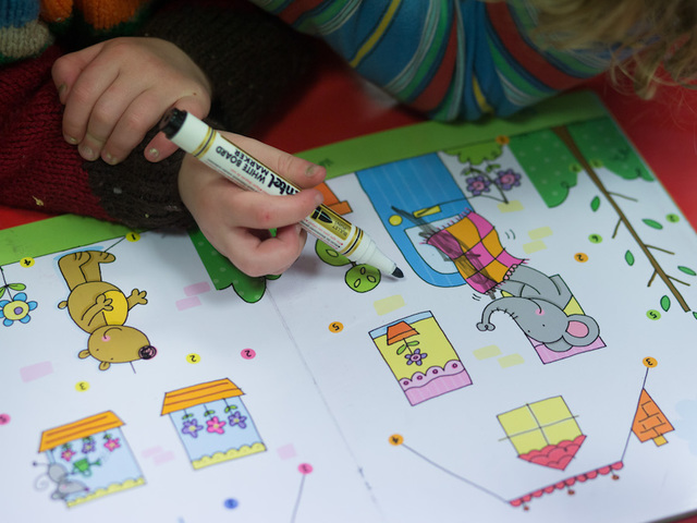 Older dads have 'geeky' sons, study says