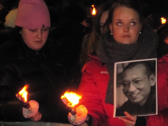 Jailed Nobel Peace Prize winner Liu Xiaobo dies, authorities say