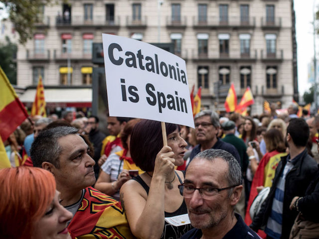 FC Barcelona bars public from match amid voting chaos