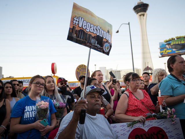 Las Vegas shooter Stephen Paddock fired 'incendiary' rounds at fuel tank