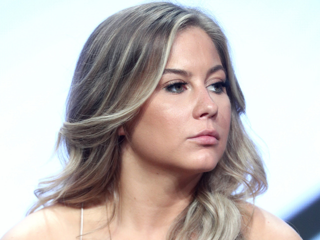 Shawn Johnson reveals pregnancy, miscarriage in emotional video