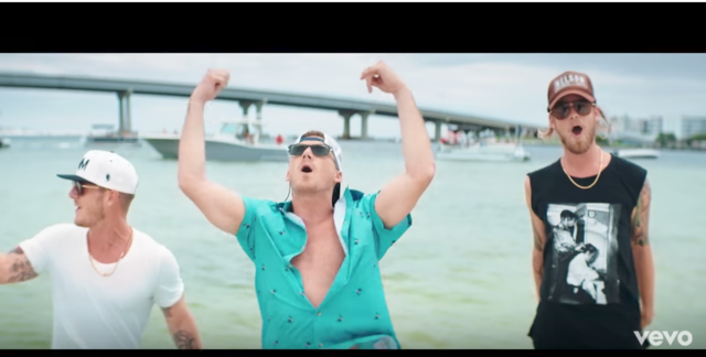 How Florida Georgia Line ended up on Morgan Wallen's "Up Down" | CMA Awards