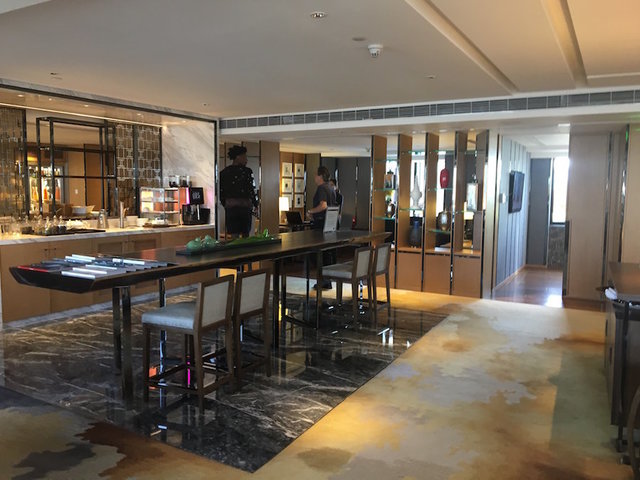 3 UCLA basketball players arrested in China arrive back in US