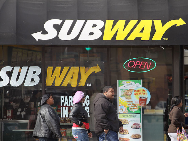 400 Subway franchisees do not want $5 footlong deal to return, citing it hurts business