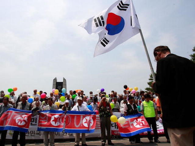 North Korea, South Korea to march under united flag at 2018 Olympics ...