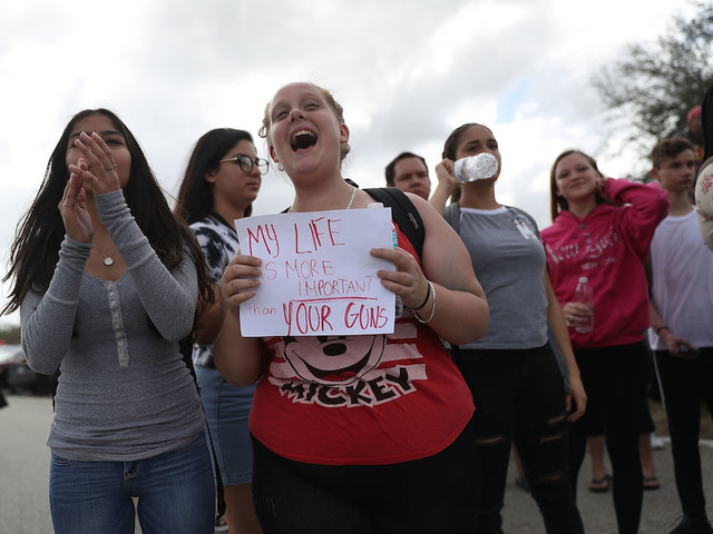 Attorney for former Parkland school resource officer is defending his response to the shooting