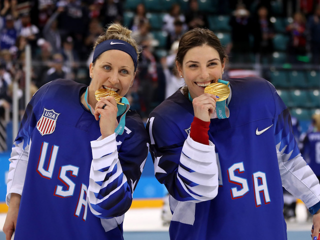 US women's hockey beats Canada, wins first gold since 1998