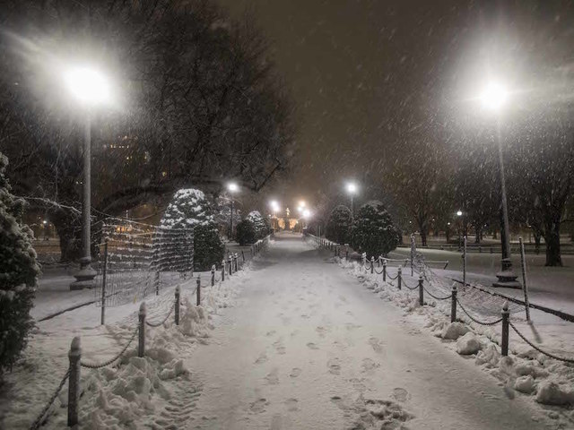 Second nor'easter in a week blasts New England